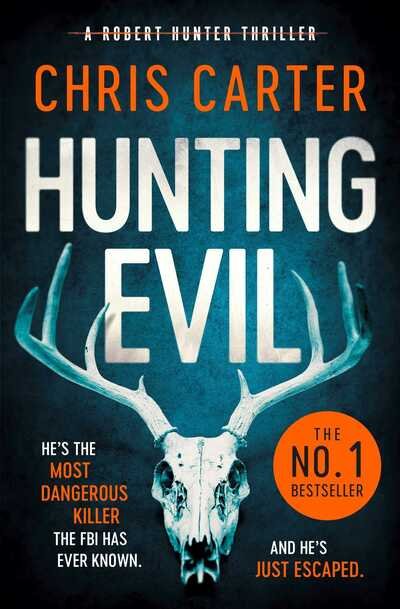 Cover for Chris Carter · Hunting Evil (Paperback Book) [Export edition] (2020)