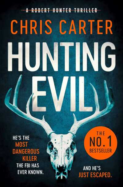 Cover for Chris Carter · Hunting Evil (Paperback Bog) [Export edition] (2020)