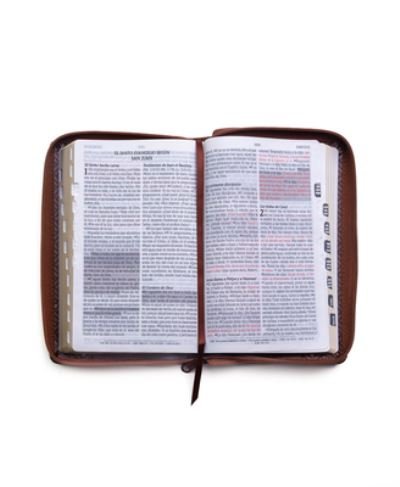 Santa Biblia de Promesas Reina Valera 1960 Tamano Manual Letra Grande Cafe Cierre Indice - Unilit - Libros - UNILIT - 9780789925886 - 15 de enero de 2022