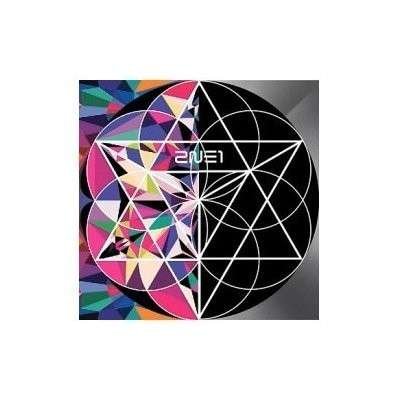 New Album (crush) - Twoneone (2ne1) - Musik - YG ENTERTAINMENT - 8809269502889 - 27. Februar 2014
