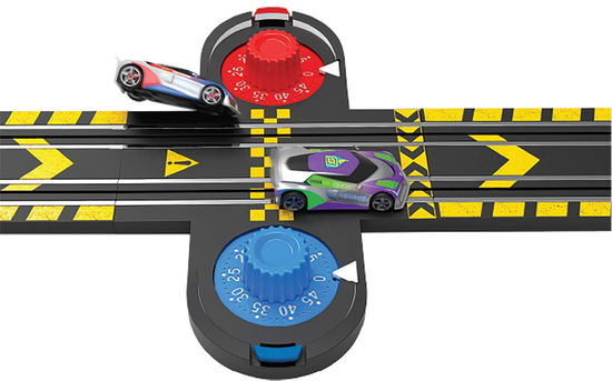 Micro Scalextric Ejector Lap Counter Accessory Pack - Micro Scalextric Ejector Lap Counter Accessory Pack - Other - Airfix-Humbrol - 5055286686894 -