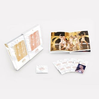 MONOGRAPH [FEEL SPECIAL] - Twice - Boeken - JYP ENTERTAINMENT - 8809686164899 - 21 januari 2020