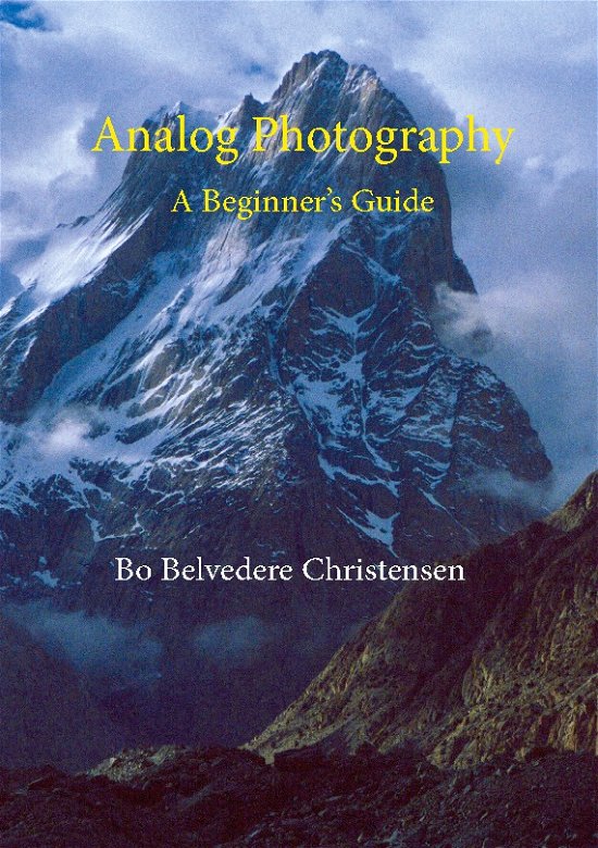 Cover for Bo Belvedere Christensen; Bo Belvedere Christensen · Analog Photography (Paperback Book) [1. Painos] (2022)