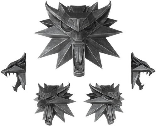 Witcher 3 - Wolf Wall Sculpture (MERCH) (2018)