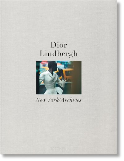 Cover for Martin Harrison · Peter Lindbergh. Dior (Hardcover Book) [Multilingual edition] (2019)