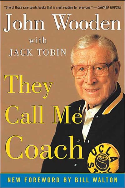 Cover for John Wooden · They Call Me Coach (Paperback Book) [Ed edition] (2003)