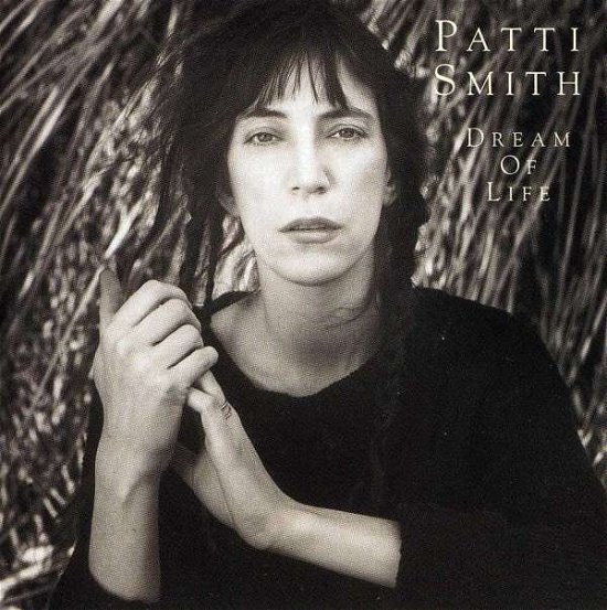 Cover for Patti Smith · Dream of Life (CD) (2007)