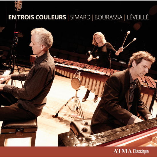Cover for En Trois Couleurs (CD) (2015)
