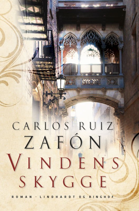 Cover for Carlos Ruiz Zafón · Vindens skygge, pb. (Paperback Book) [5.º edición] (2016)