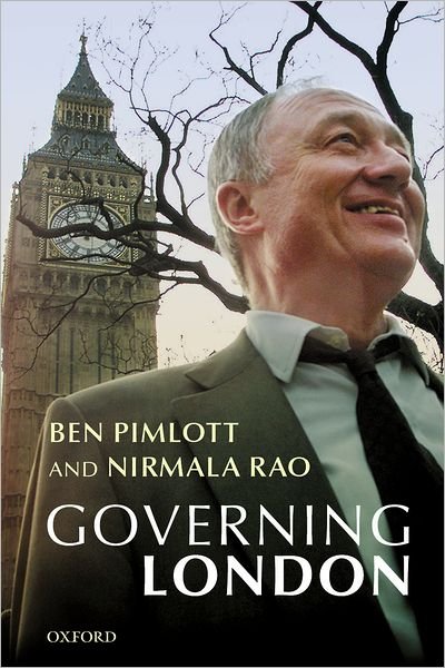 Cover for Pimlott, Ben (, Warden and Professor of Politics and Contemporary History, Goldsmiths College, University of London) · Governing London (Inbunden Bok) (2002)