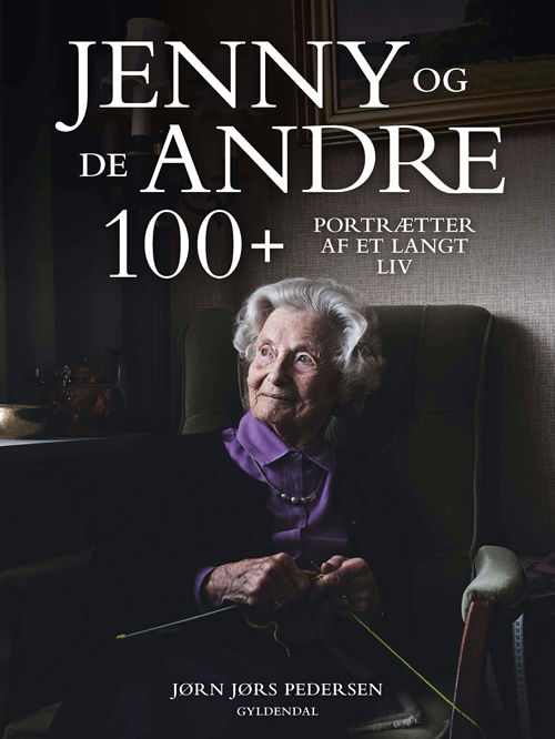 Jenny og de andre 100 + - Jørn Jørs Pedersen - Livros - Gyldendal - 9788702230932 - 3 de novembro de 2017