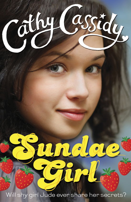 Sundae Girl - Cathy Cassidy - Kirjat - Penguin Random House Children's UK - 9780141338934 - torstai 2. kesäkuuta 2011