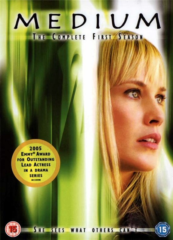 Cover for Medium The First Season · Medium Season 1 Repack (DVD) (2006)