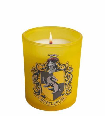 Harry Potter: Hufflepuff Scented Glass Candle (8 oz) - HP Classic Collection - Insight Editions - Books - Insight Editions - 9781682986936 - November 1, 2021