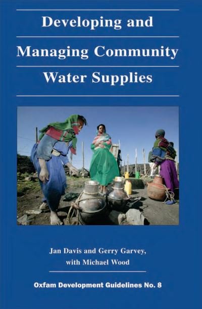 Cover for Jan Davis · Developing and Managing Community Water Supplies (Paperback Book) (1993)