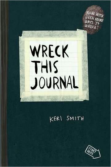 Wreck This Journal (Black) Expanded Ed. - Keri Smith - Kirjat - Penguin Putnam Inc - 9780399161940 - tiistai 7. elokuuta 2012