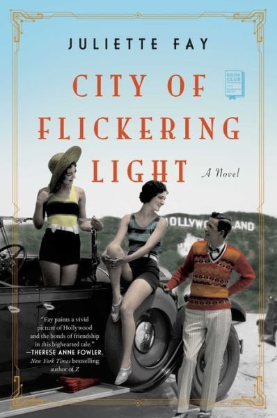 City of Flickering Light - Juliette Fay - Bøger - Gallery Books - 9781501192944 - 16. april 2019