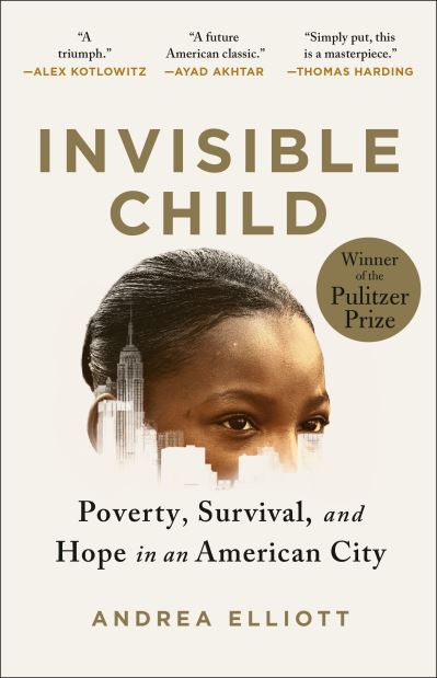 Cover for Andrea Elliott · Invisible Child (Paperback Book) (2022)