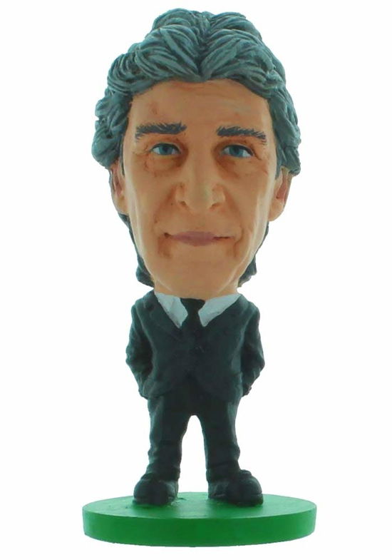 Soccerstarz  West Ham Manuel Pellegrini  Suit Figures - Soccerstarz  West Ham Manuel Pellegrini  Suit Figures - Merchandise - Creative Distribution - 5056122503955 - 