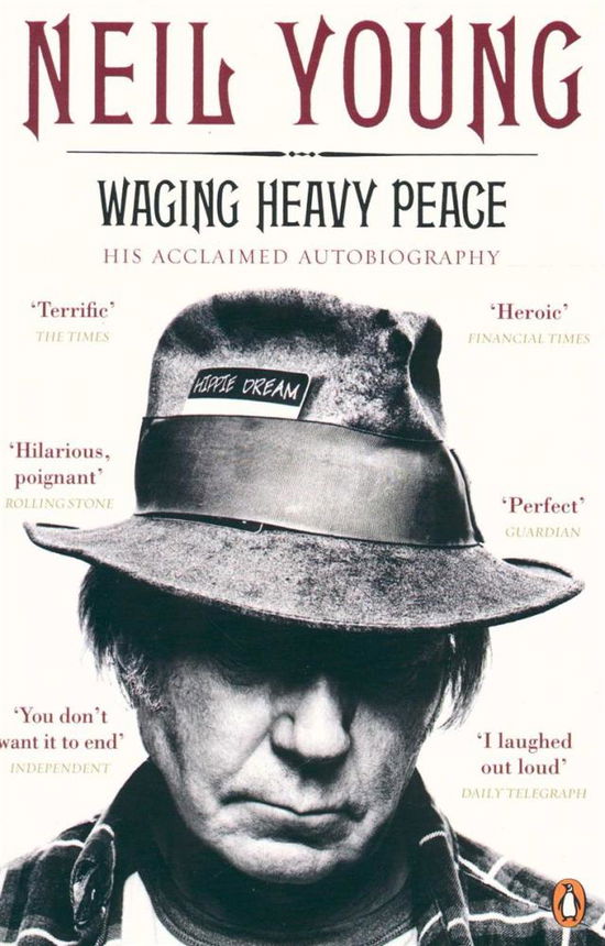 Waging Heavy Peace - Neil Young - Bøker - PENGUIN BOOKS - 9780241971956 - 30. september 2014