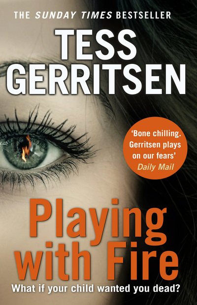 Cover for Tess Gerritsen · Playing with Fire (Paperback Bog) (2016)