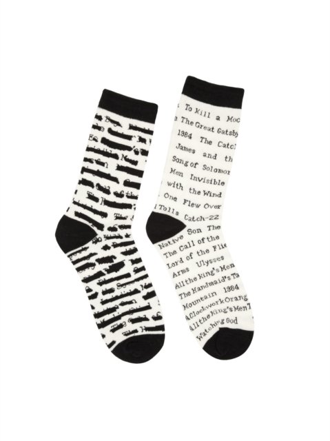 Cover for Out of Print · Banned Books Socks - Small (N/A) (2014)