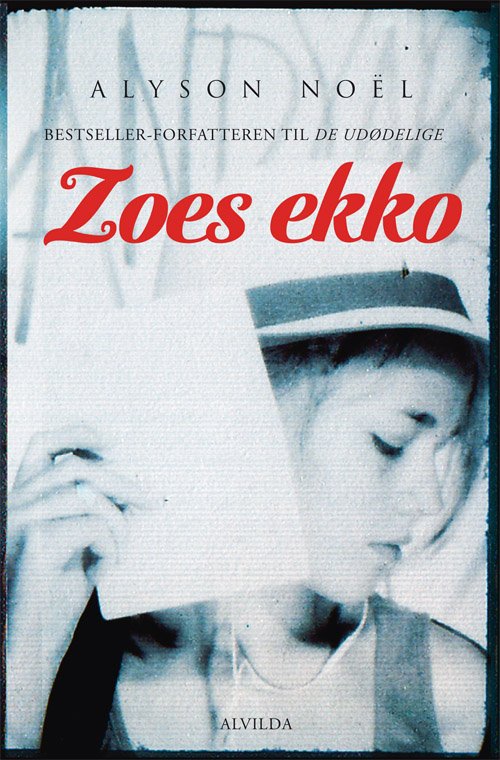Cover for Alyson Noël · Zoes ekko (Paperback Book) [1. Painos] [Paperback] (2013)