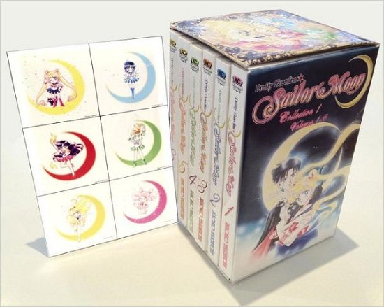 Cover for Naoko Takeuchi · Sailor Moon Box Set 1 (Paperback Book) (2012)