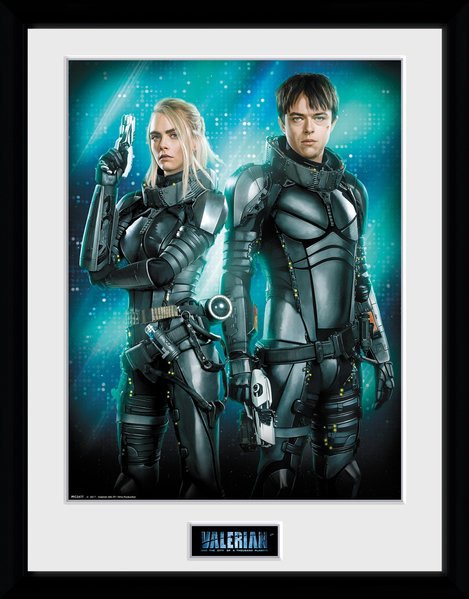 Hole In The Wall - Valerian: Duo 30 X 40 Cm Framed Print - Hole In The Wall - Merchandise - Gb Eye - 5028486386963 - February 7, 2019