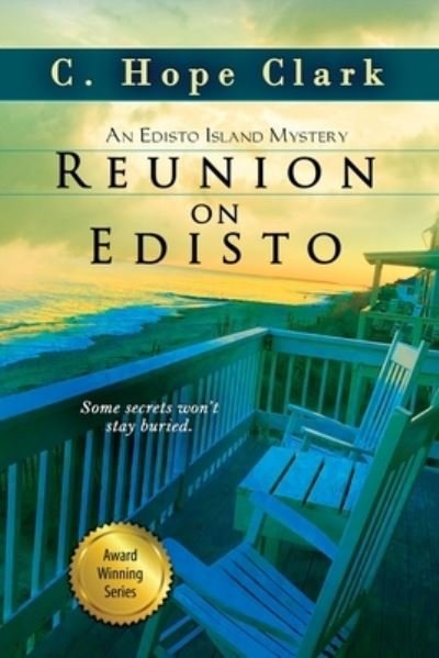 Cover for C Hope Clark · Reunion on Edisto (Paperback Book) (2021)