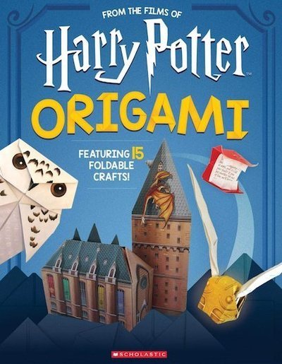Cover for Scholastic · Origami: 15 Paper-Folding Projects Straight from the Wizarding World! (Harry Potter) - Harry Potter (Taschenbuch) (2019)