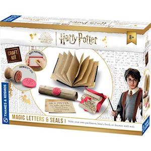 Cover for Harry Potter: Magic Letters &amp; Seals Craft Kit (MERCH) (2025)