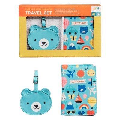 Cover for Petit Collage · Baby Travel Set - Passport Cover and Luggage Tag (T-shirt) (2020)