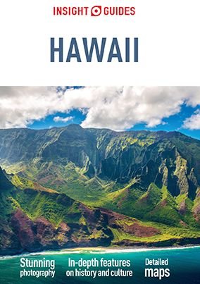 Cover for Insight Guides Travel Guide · Insight Guides Hawaii (Travel Guide with Free eBook) - Insight Guides Main Series (Paperback Book) [14 Revised edition] (2018)