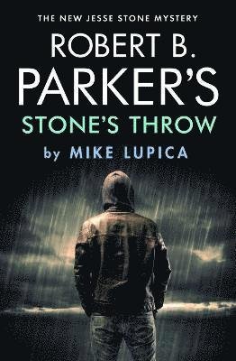 Cover for Mike Lupica · Robert B. Parker's Stone's Throw (Taschenbuch) (2022)