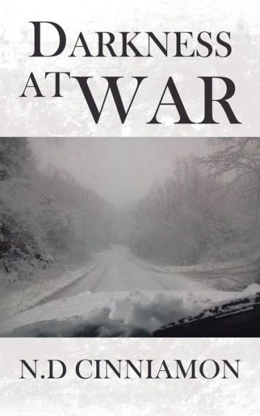 Cover for N D Cinniamon · Darkness at War (Paperback Book) (2015)