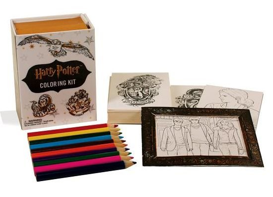 Harry Potter Coloring Kit - Running Press - Livros - Running Press - 9780762460977 - 5 de abril de 2016