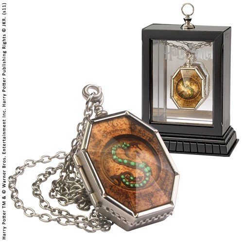 The Horcrux Locket ( NN7968 ) - Harry Potter - Merchandise - The Noble Collection - 0812370013982 - 13. juni 2023