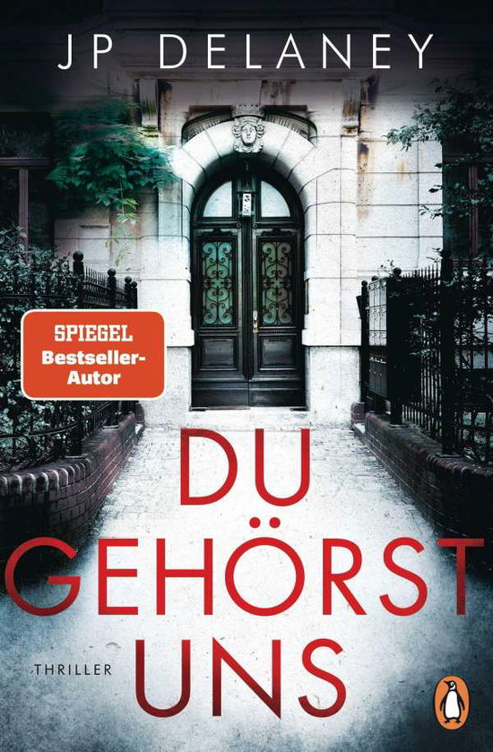 Cover for Jp Delaney · Du gehörst uns (Pocketbok) (2021)