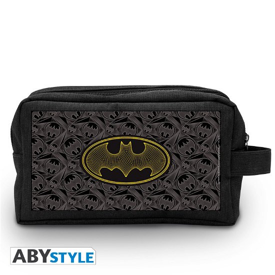 DC COMICS - Toilet Bag - Batman Logo - Dc Comics: ABYstyle - Merchandise - ABYstyle - 3700789259985 - February 7, 2019