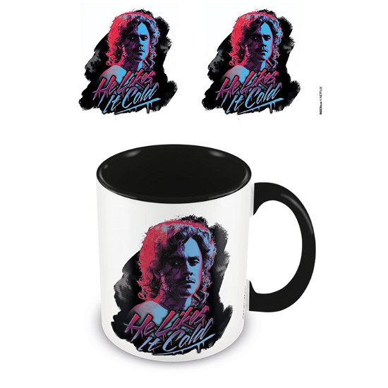 STRANGER THINGS - He Likes It Cold - Coloured Inne - Mug - Merchandise -  - 5050574257985 - 3. februar 2020
