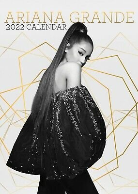 Ariana Grande Unofficial 2022 Calendar - Ariana Grande - Produtos - VYDAVATELSTIVI - 3333044192989 - 15 de maio de 2021