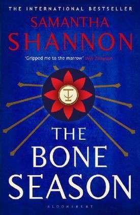 Cover for Samantha Shannon · The Bone Season (Pocketbok) [UK open market edition] (2014)