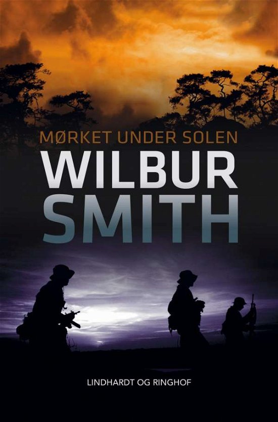 Cover for Wilbur Smith · Mørket under solen (Sewn Spine Book) [1st edition] (2021)