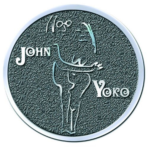 John Lennon Pin Badge: John & Yoko Embrace HiChrome - John Lennon - Merchandise - Epic Rights - 5055295310995 - December 11, 2014