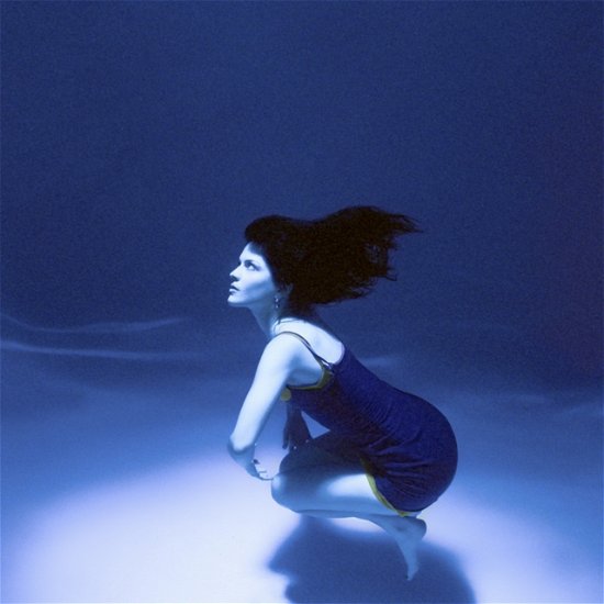 Submarine (Iridescent Blue Vinyl) (Indies) - Marias - Muziek - ATLANTIC RECORDS - 0075678607998 - 31 mei 2024