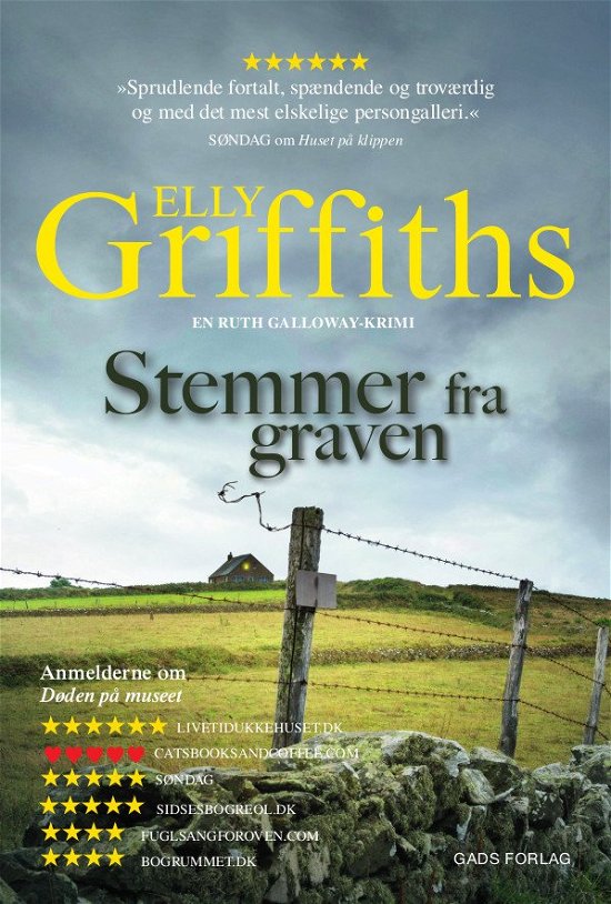 Cover for Elly Griffiths · Stemmer fra graven (Sewn Spine Book) [1th edição] (2020)